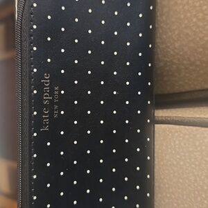 Kate spade pouch(Nwt)